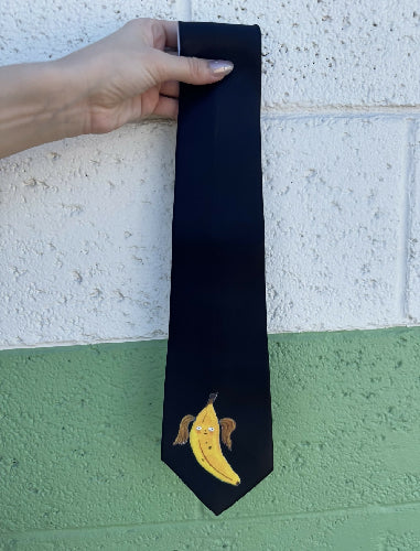 Banana pigtails tie