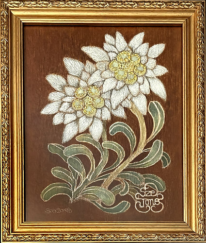 Edelweiss - Art Print with Gold Frame