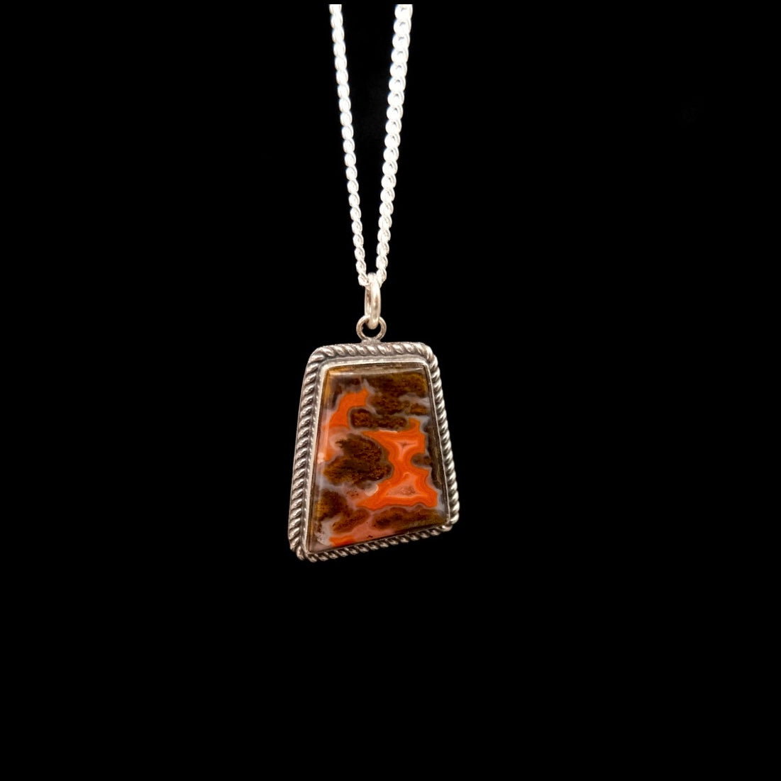 Moroccan Seam Agate Necklace