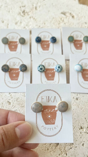 Fika studs earrings