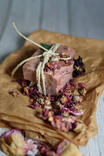 Signature Winter Rose Soap
