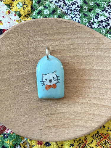 Handmade charms/kitty/baguette/daisy/doggy