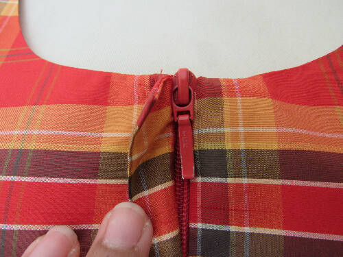 1990s Dana Buchman Plaid Waistcoat
