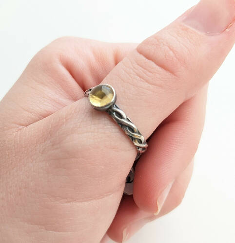 Citrine 6mm Ring Size 9