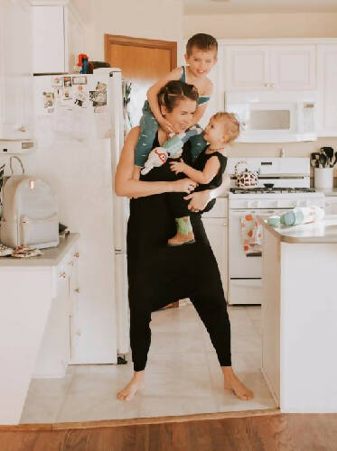 Momper Romper in Black