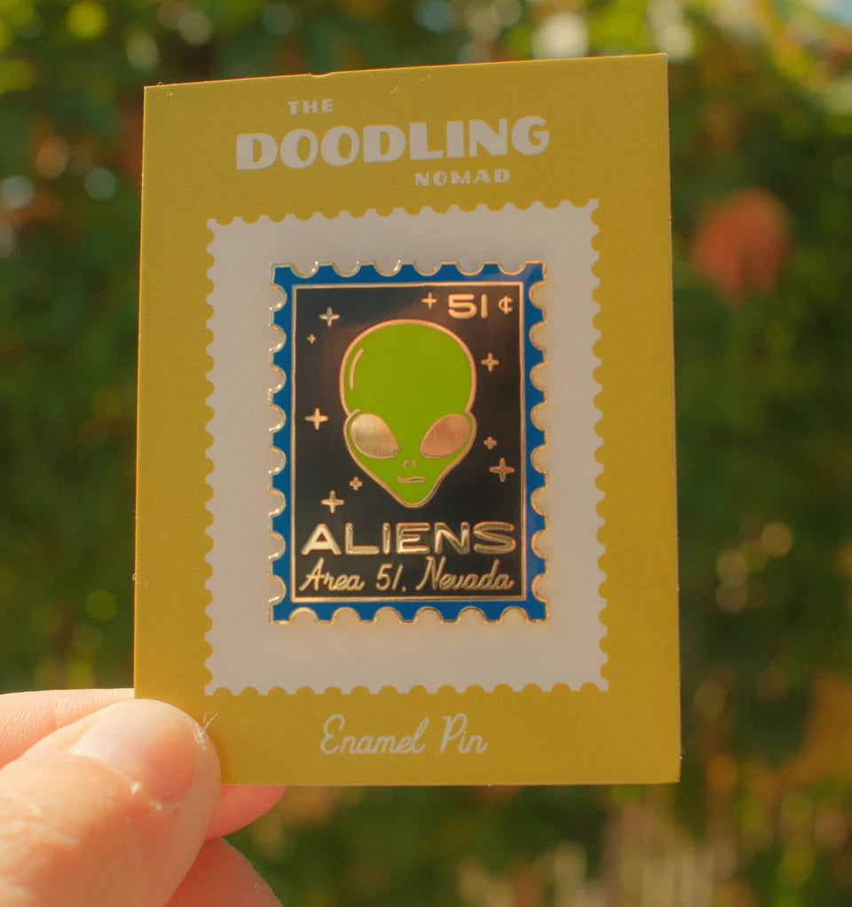 Aliens Enamel Pin