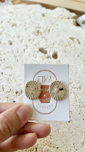 Fika studs earrings