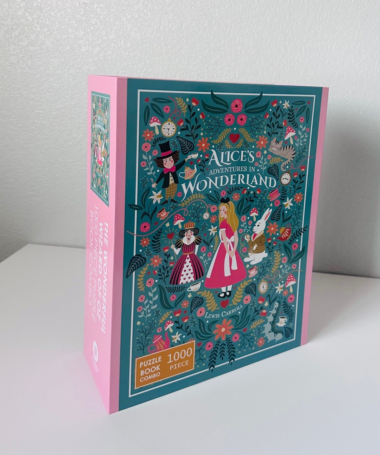 Alice's Adventures in Wonderland 1000 piece puzzle book combo