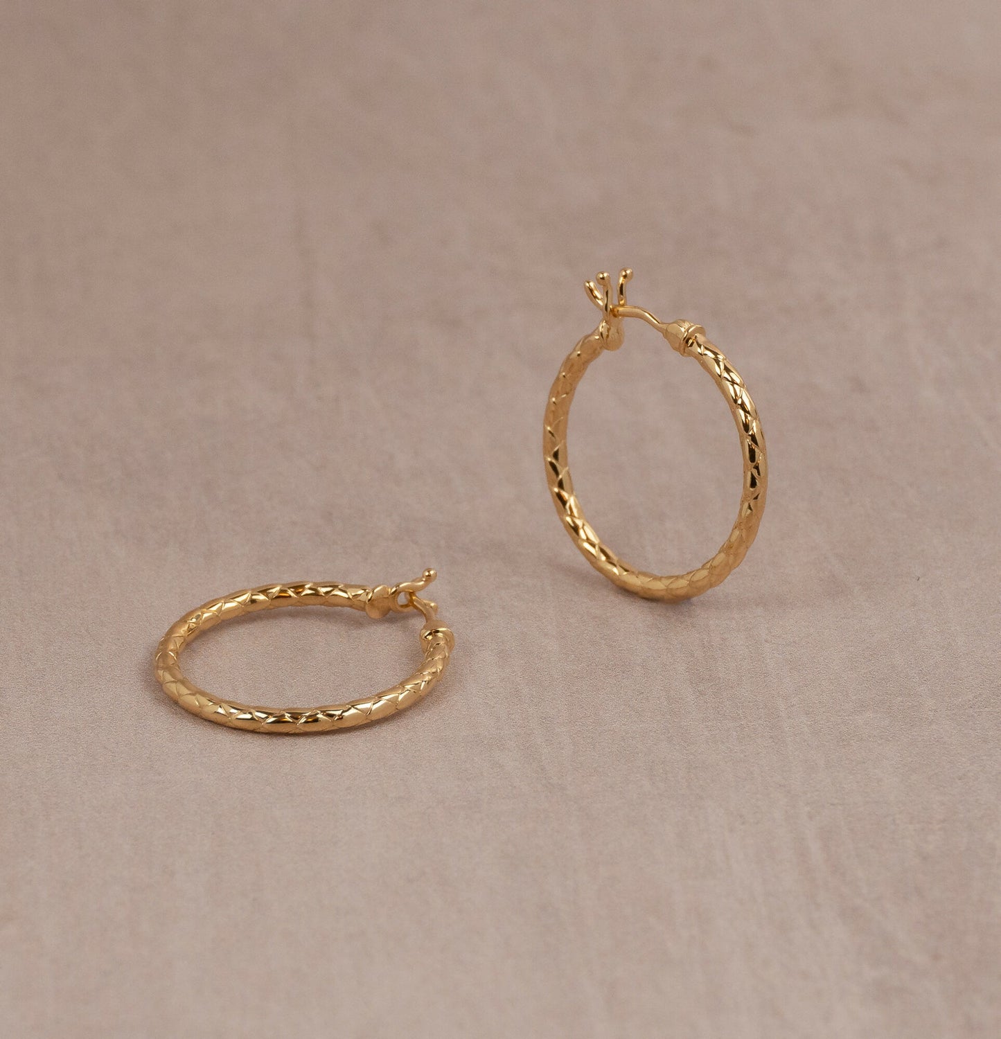 Serpentine Hoops