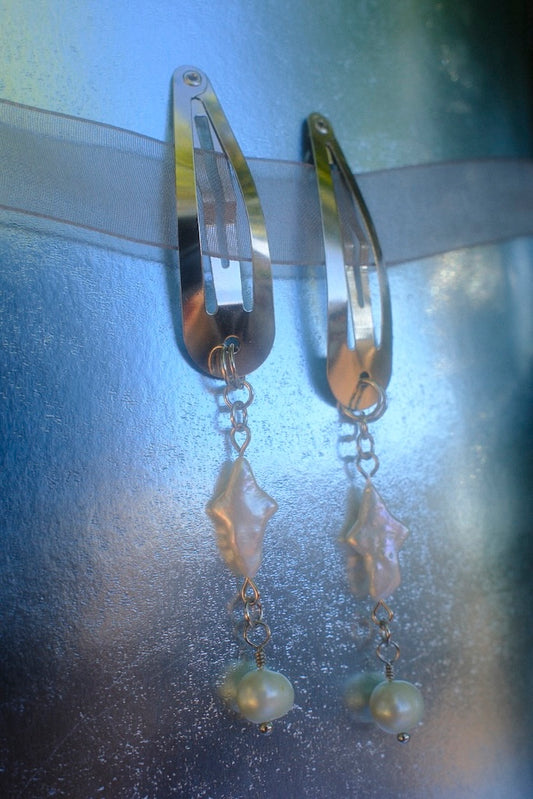 Cross Your Heart Hair Clips