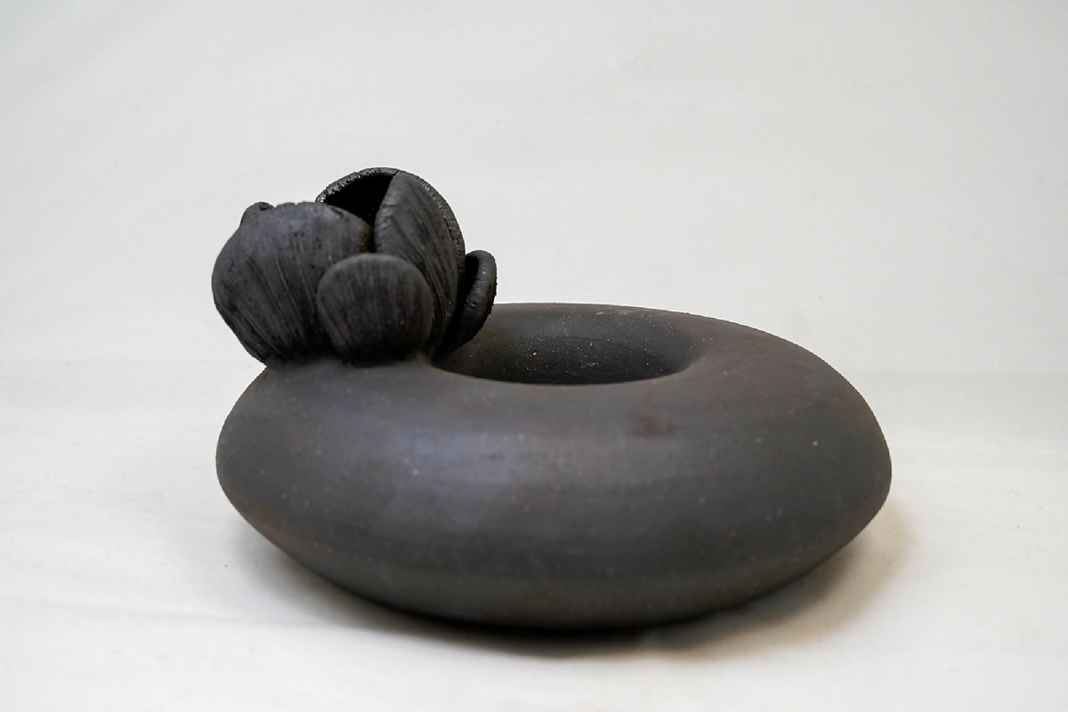 Black Ceramic Mushroom Donut Vase – 7.5"
