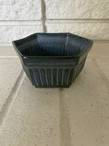 Planter/holder ceramic blue hexagon Roseville