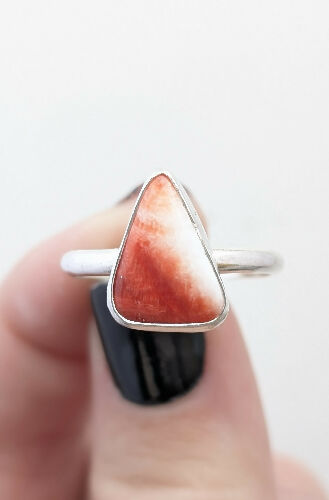 Spiny Oyster Ring, Size 9